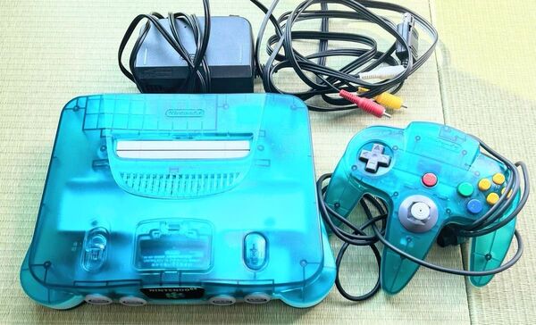 NINTENDO64 本体 一式 クリアブルー 人気 コントローラー ACアダプター AVケーブル