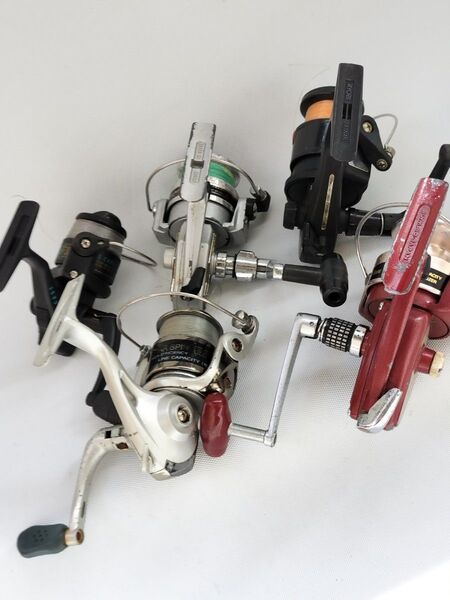 中古 スピニングリール5個