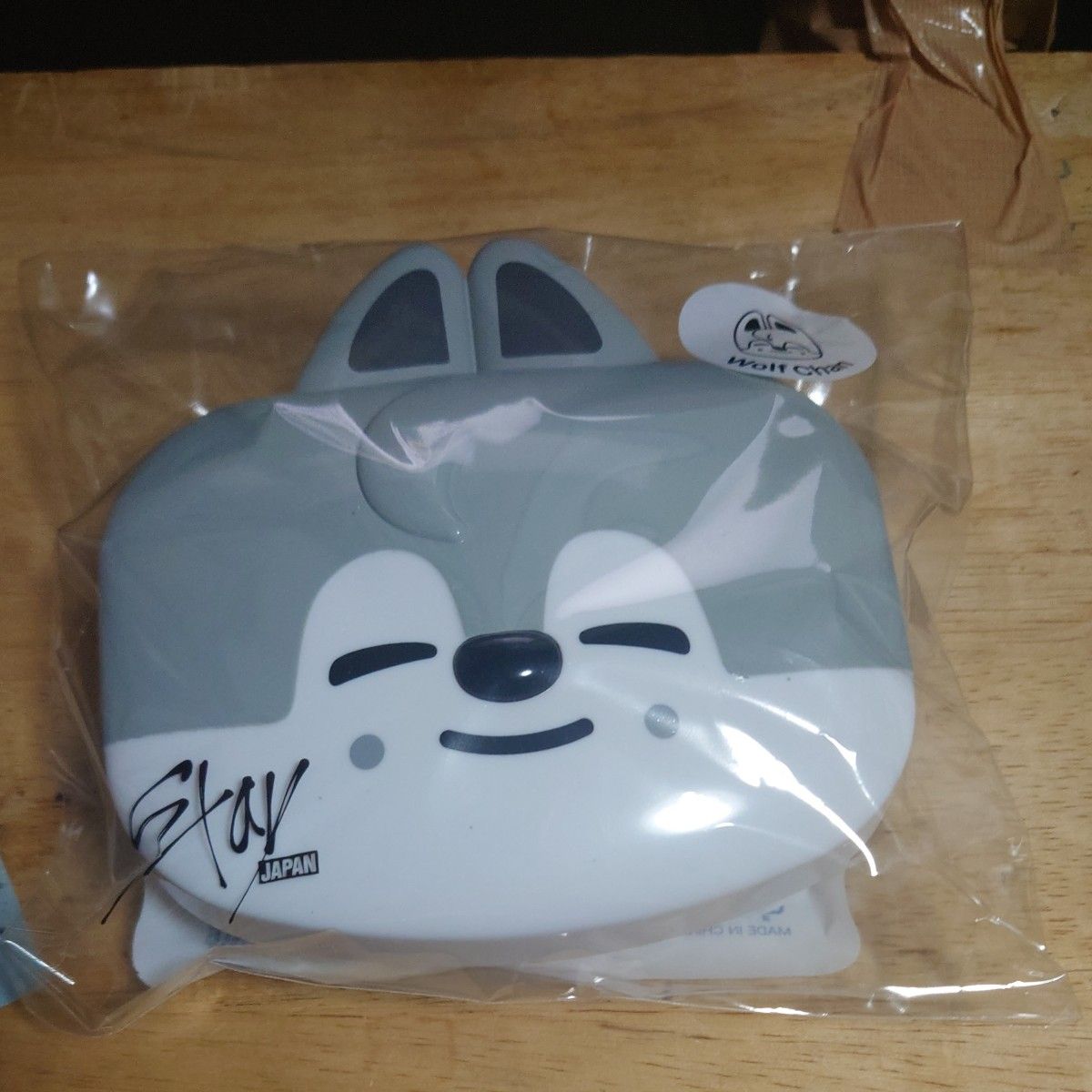 straykids SKZOO うちわケース ウルフチャン バンチャン　スキズ skzoo バンチャン ウルフチャン うちわカバー Straykids - メルカリ