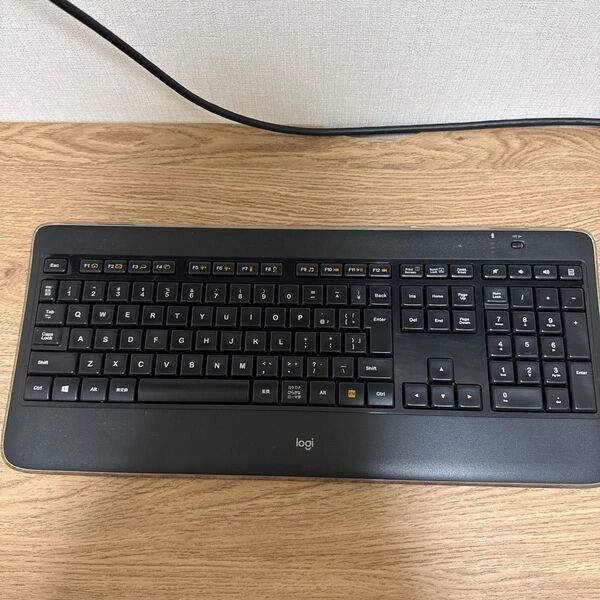 ロジクール ワイヤレス イルミネート キーボード K800t
