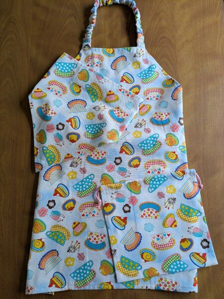子供エプロン三角巾巾着袋3点セット入学準備130前後スイーツ柄ハンドメイド