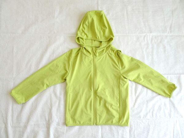 UNIQLO★ユニクロ★エアリズムパーカー★ドライ機能★UVカット★長袖★冷房対策★薄手★110