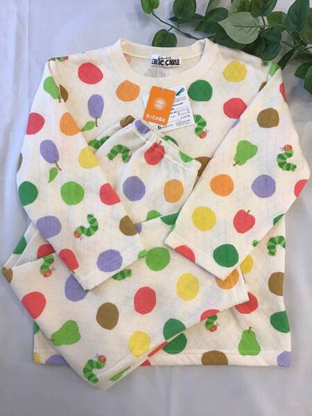 新品 110 はらぺこあおむし キルト パジャマ 上下セット 冬 暖か素材 男の子 女の子 キッズ ☆
