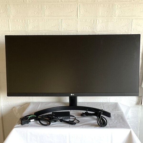 LG 21:9 ウルトラワイドモニター 29WL500-B 29インチ 2560×1080 カーブ型スタンド HDMIケーブル付