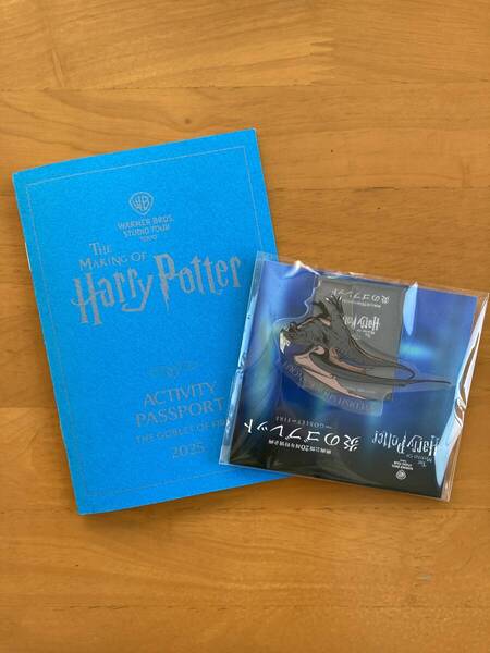 限定 未開封 ハリーポッタースタジオツアー東京「ドラゴンのアクリルスタンド スウェーデン短鼻種&PASSPORT」