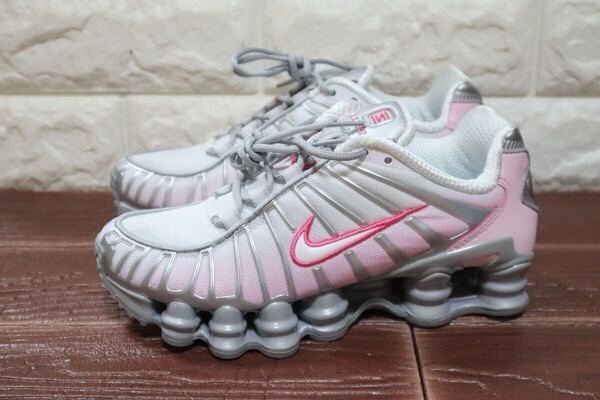 新品 定価27280円 22.5㎝ NIKE ナイキ ウィメンズ ショックス TL W SHOX TL メタリックプラチナム ピンクフォーム