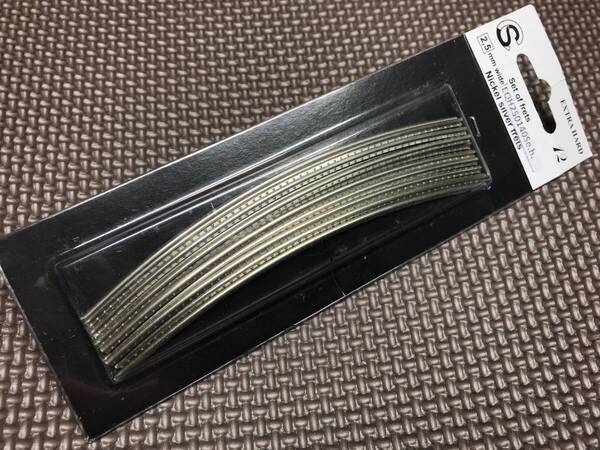 Sintoms ニッケル シルバー 2.5mm 18% EQH250140 計156cm / Jim Dunlop 6105 ジェスカー フレット シントムズ B