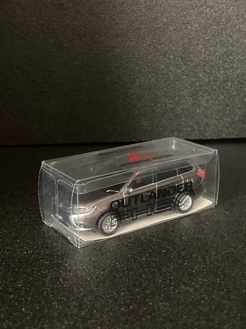 Amazon | 1/64 三菱 新型アウトランダー ディーラー特注 非売品