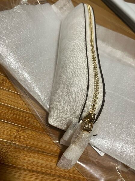 送料込●新品●価17600円 COACH ホワイト/チョークC ペンシルケース シグネチャー キャンバス ペンケース 小物ポーチ コーチ