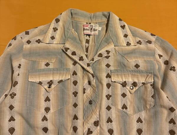 雰囲気◎ 60s Levi's サドルマン オープンカラーシャツ ウエスタンシャツ トランプ柄 ヴィンテージ 古着