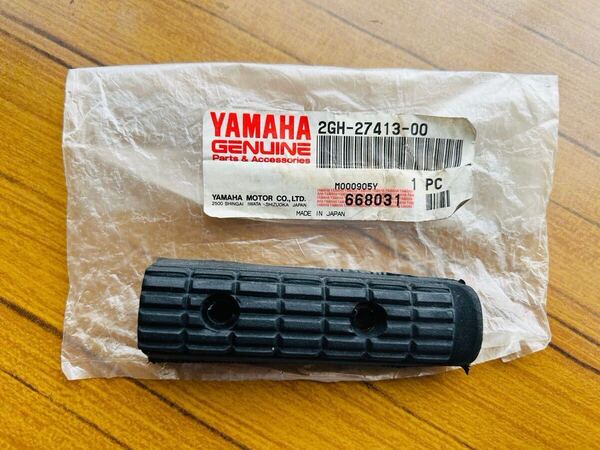 ヤマハ SR400 FZR250 R1-Z RZ250 純正ステップラバー フットレストカバー 2GH-27413-00【060】KSG-B-417 ホンダ