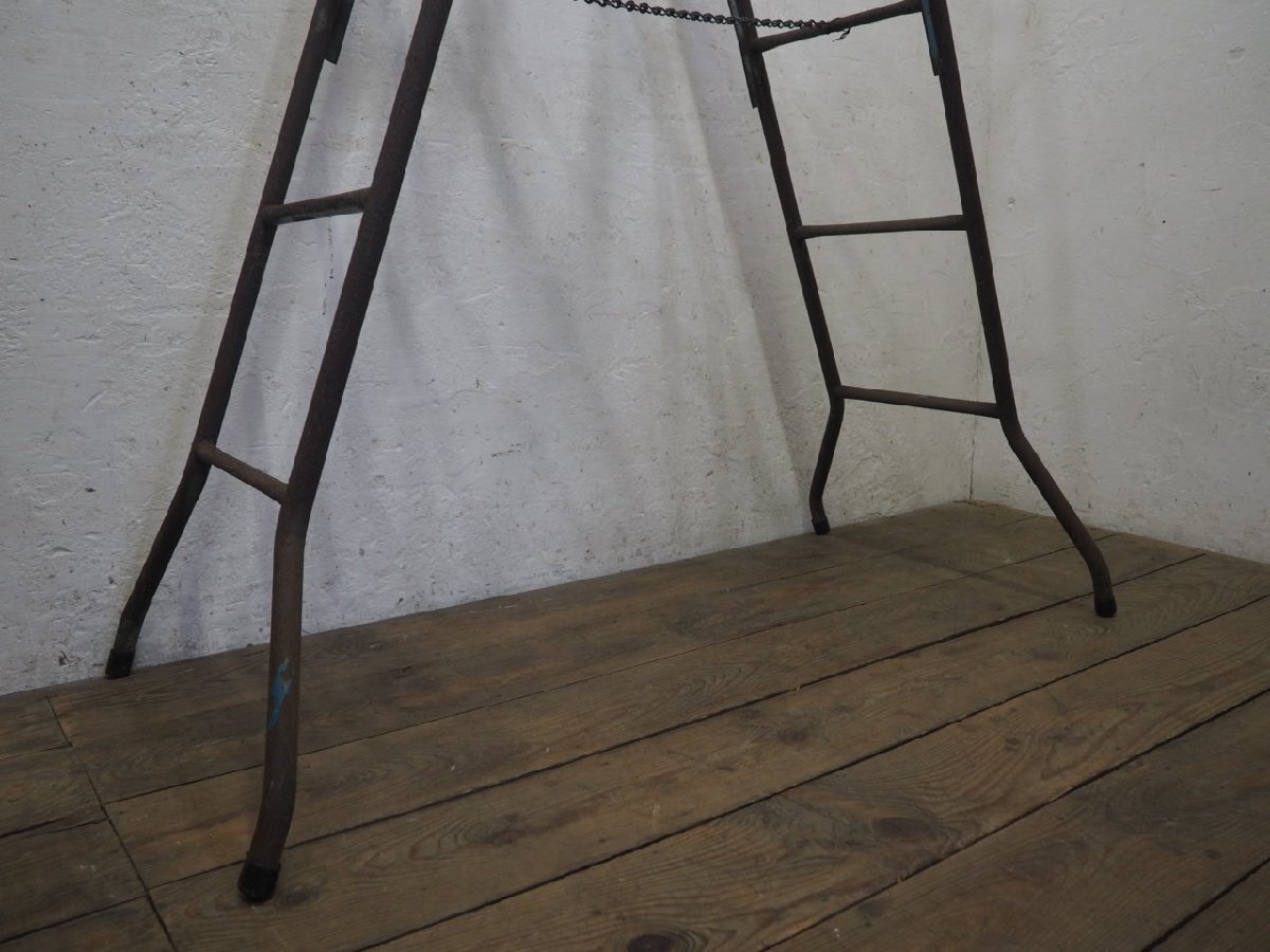 アンティーク　鉄金具　木星脚立 Amazon.co.jp: ノーブランド品 アイアン脚立 ビンテージ