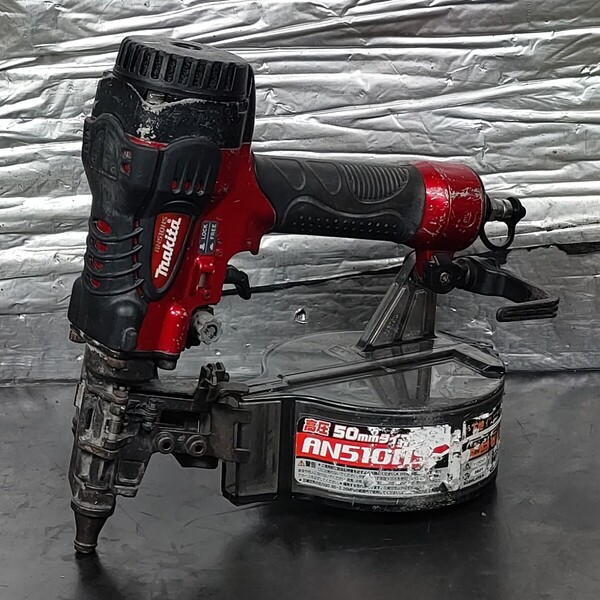 中古品 マキタ makita サイディング用 高圧エア釘打機 AN510HS 本体のみ 動作確認済