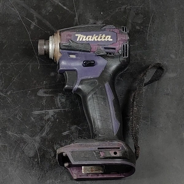 中古品 マキタ makita 18V 充電式インパクトドライバ TD172D 本体のみ 紫 動作確認済 コードレス