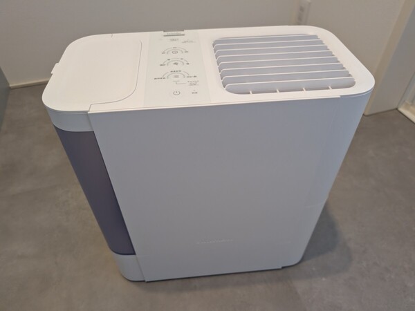 【美品です】switch Bot 気化式加湿器