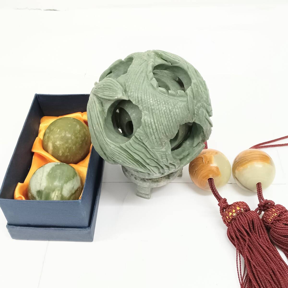 ♢天然石 緑色瑪瑙 蛙 唯一無二の一点物 カエルの秀作 縁起物