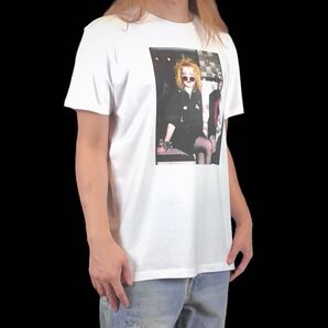 新品 シンディローパー サングラス 80s 洋楽 MTV グーニーズ トゥルーカラーズ グラミー賞 ポップアイコン Tシャツ ユニセックス Lサイズ