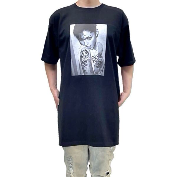 新品 マドンナ ベロ出し 魔呑那 当て字 漢字 アジアン トライバル 龍 ドラゴンタトゥー コラージュ ビッグ Tシャツ オーバーサイズ 3XL(4L)