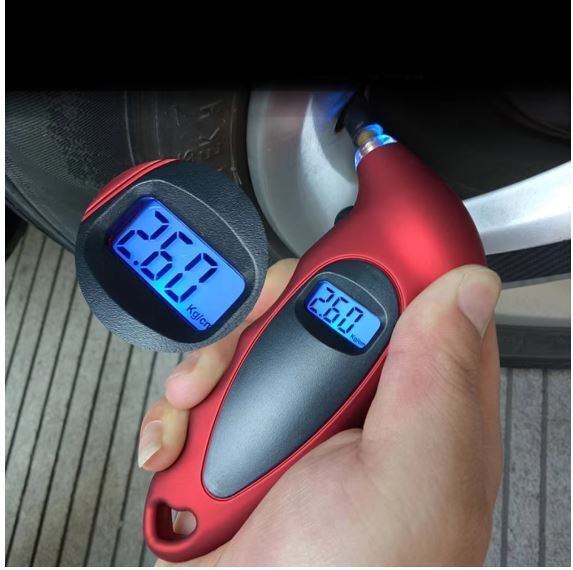 送料無料 LCD デジタルエアゲージ 空気圧計 タイヤゲージ 圧力計 エア 測定 車 バイク スクーター トラック 自転車 レッド
