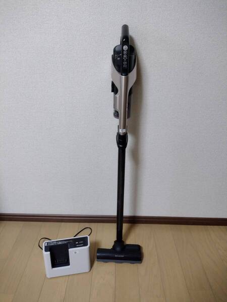 シャープ★掃除機★EC-AR5-N★2021年製★バッテリーの状態良好★3