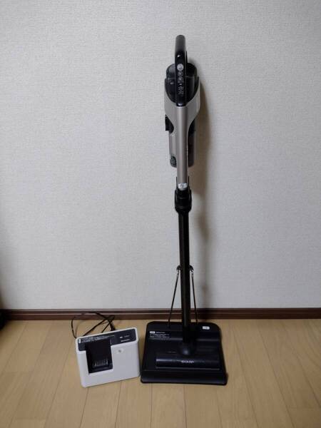 シャープ★掃除機★EC-AR7-N★2021年製★バッテリーの状態良好★4