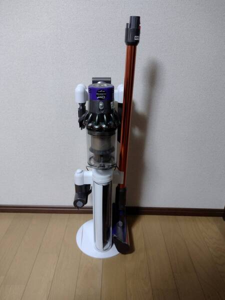 ダイソン★コードレス掃除機★V10★SV12★純正バッテリーの状態良好★スタンド付き★3