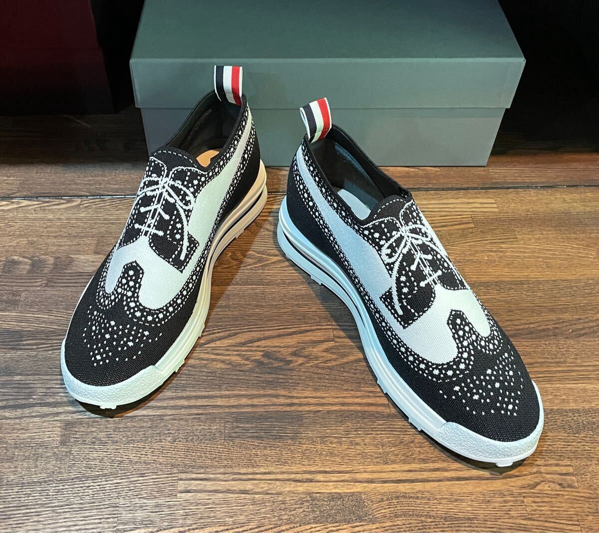 Yahoo!オークション -「thom browne シューズ」の落札相場・落札価格 Yahoo!オークション -「thom browne シューズ」の落札相場・落札価格