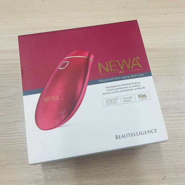 【展示品】ニューアリフトシリーズ ひきしめ専用ホームケア美顔器 NEWA LIFT ルビーレッド