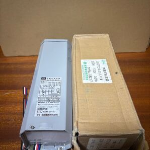 送料無料【未使用】200W水銀灯安定器 岩崎100V200W50HZ安定器 水銀ランプ HID メタルハライドランプ用安定器