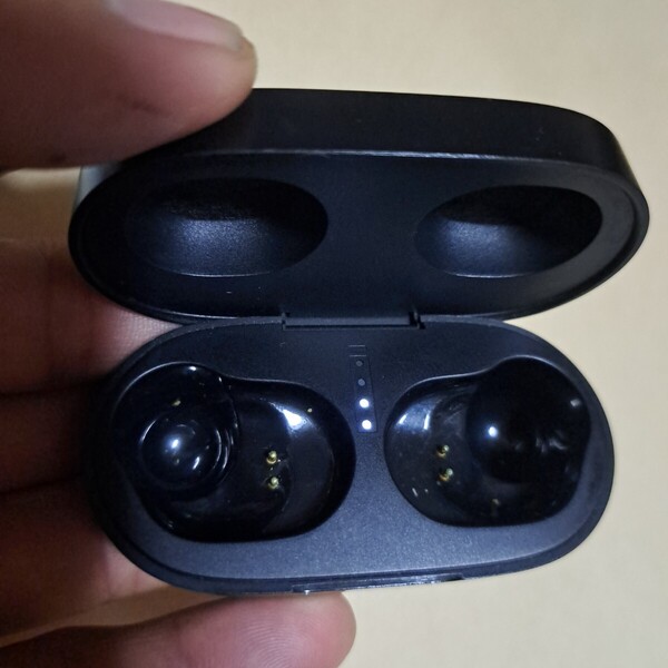 SOUNDPEATS TrueFree2 ワイヤレスイヤホン ケースのみ 充電器