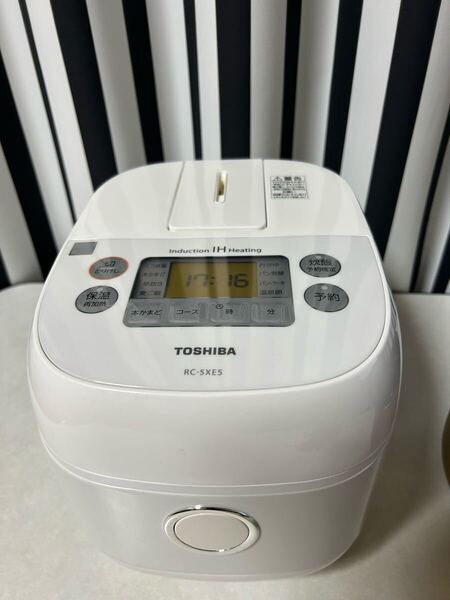 東芝 IHジャー炊飯器 3合炊き中古