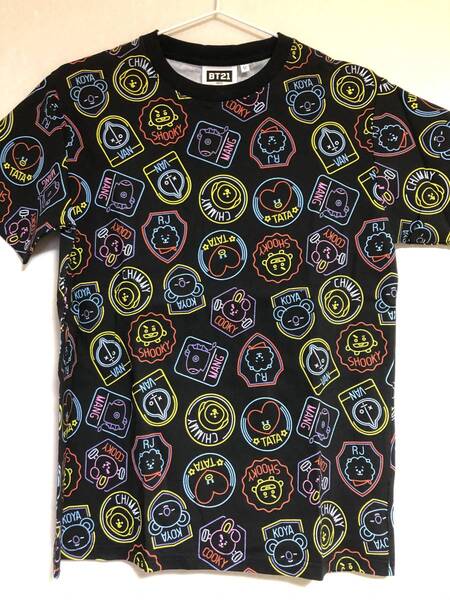 【即決 新品タグ付 送料無料】BTS BT21 しまむらコラボ★半袖Tシャツ メンズ【M】サイズ 防弾少年団 LINE FRIENDS 韓流
