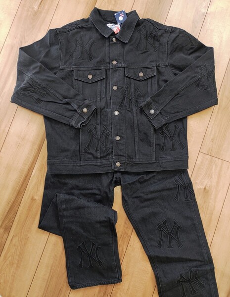 新品★ブラックデニム セットアップ L 32★21FW Supreme New York Yankees black denim Trucker Jacket & Jean★シュプリーム ヤンキース