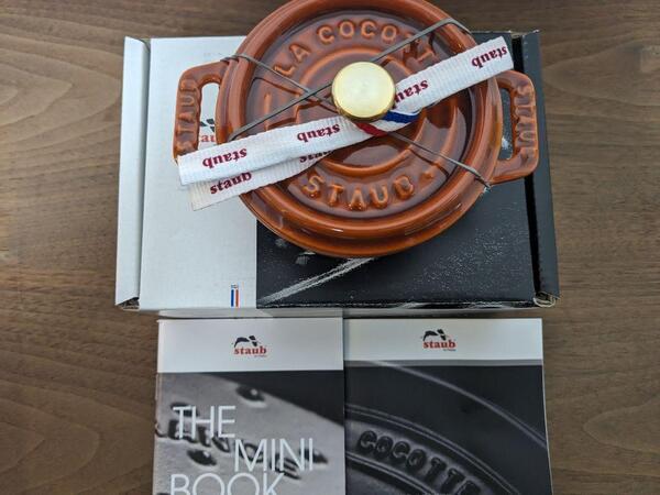 ストウブ Staub ココットラウンド 10㎝ シナモン 生涯保証付 新品