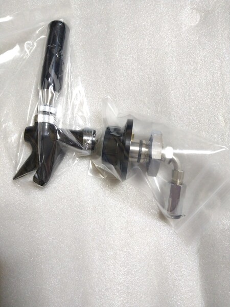 ビールサーバー用、ニットク氷冷式ビールサーバー用シャンク、コック(新品未使用)セット