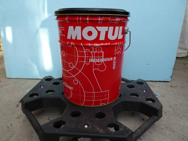 ★MOTUL★モチュール★空ペール缶 20L クッション付