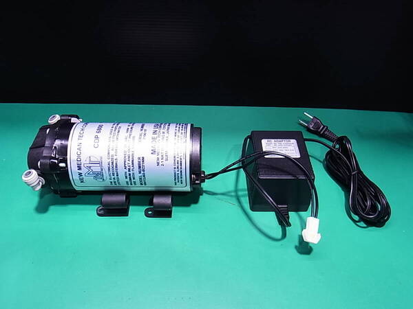 ■■【即決】純水用高圧ポンプ (AQUQTEC アクアテック CDP 6800 ブースターポンプ) 電源アダプター付! 動作確認OK! RO 逆浸透膜浄水器など