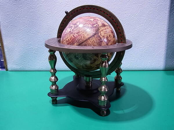 ■■【即決】古い 地球儀 コロニアル型 フレームは真鍮製 現状品