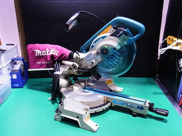 ■■【即決】makita マキタ 190mm レーザー付 スライドマルノコ LS0715FL レーザーマーカー 丸のこ/丸ノコ/丸鋸 切断機 程度の良いUSED品!