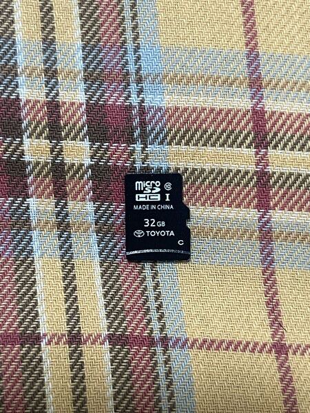 トヨタ 純正ナビ NSZT-Y66T 2022年春版 SD地図 08675-0BB35 動作OK 即決