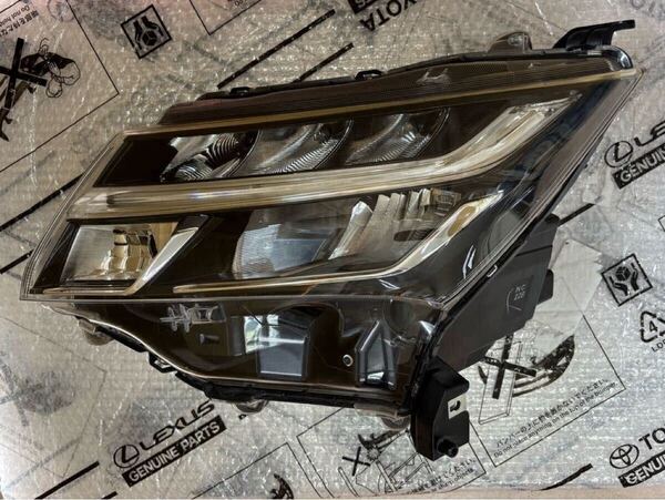 トヨタ ルーミー カスタム タンク M900A 左ヘッドライト 純正 LED ダイハツ トール 81170-B1240
