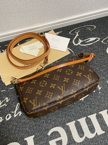 LOUIS VUITTON ルイヴィトン モノグラム ポシェット アクセソワール アクセサリーポーチ ハンドバッグ ショルダーバッグ