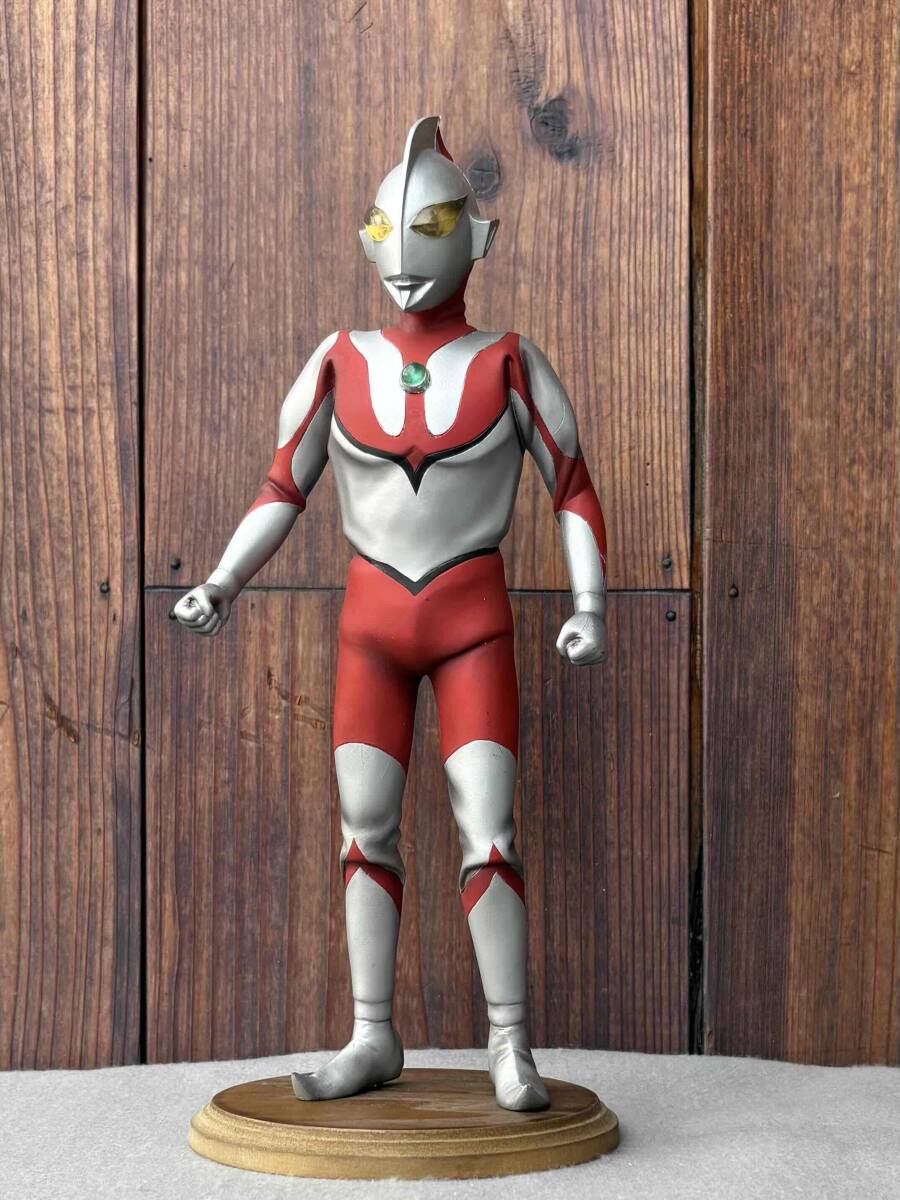 Yahoo!オークション -「にせウルトラマン ソフビ」の落札相場