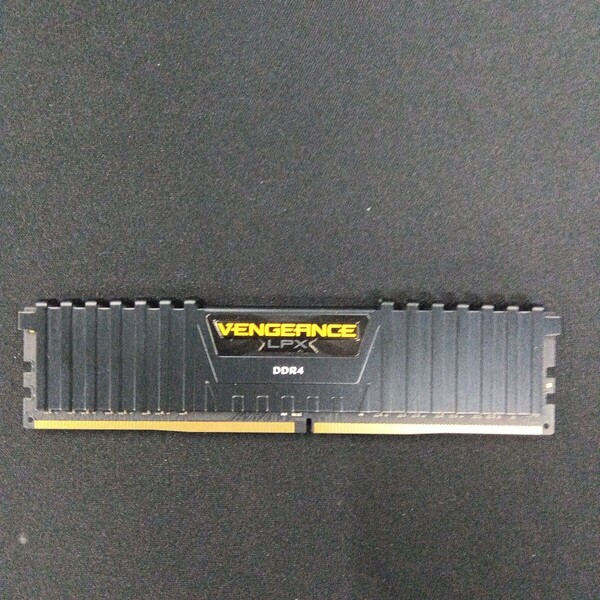 メモリ RAM 8GB CORSAIR DDR4-2666