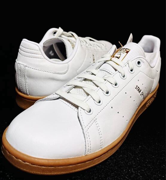 ☆送料込◆新品26.5cm◆adidas STAN SMITH アディダス スタンスミス クラウドホワイト/ガム/金ロゴ【定価.16500円】本革