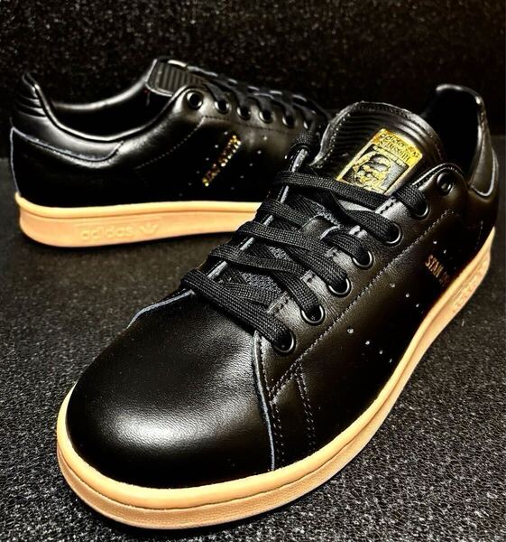 ☆送料込◆新品26.5cm◆adidas STAN SMITH アディダス スタンスミス コアブラック/ガム/金ロゴ 完売品 【定価.16500円】本革