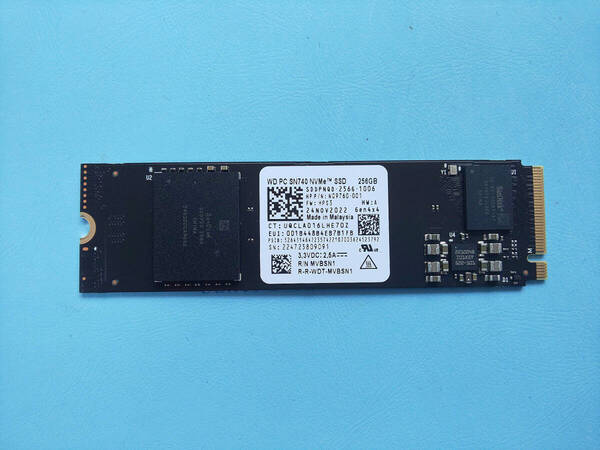 ●使用時間 392時間 NVMe SSD M.2 2280 WDC SN740 256GB 作動確認中古品 NO56●