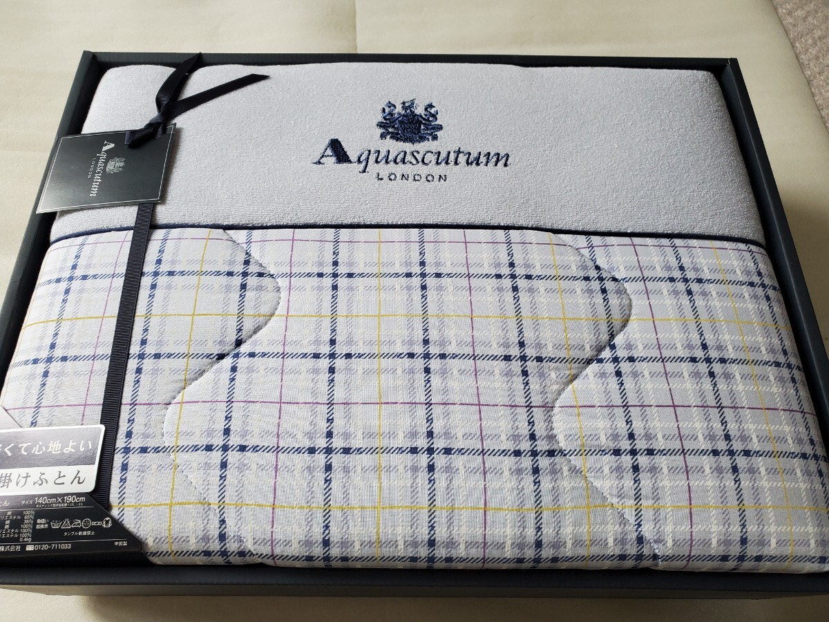 Aquascutum アクアスキュータム 肌掛けふとん2枚 セット 未使用品 Yahoo!オークション -「aquascutum アクアスキュータム」(寝具