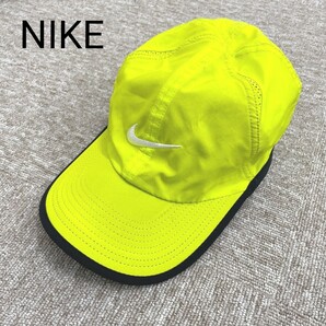 【278】NIKE ナイキ キャップ 帽子 黄緑 頭囲55㎝〜調節可能 刺繍ロゴ スウッシュ ゴルフキャップ 蛍光色