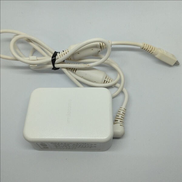 docomo ACアダプタ04 microUSB Type-B
